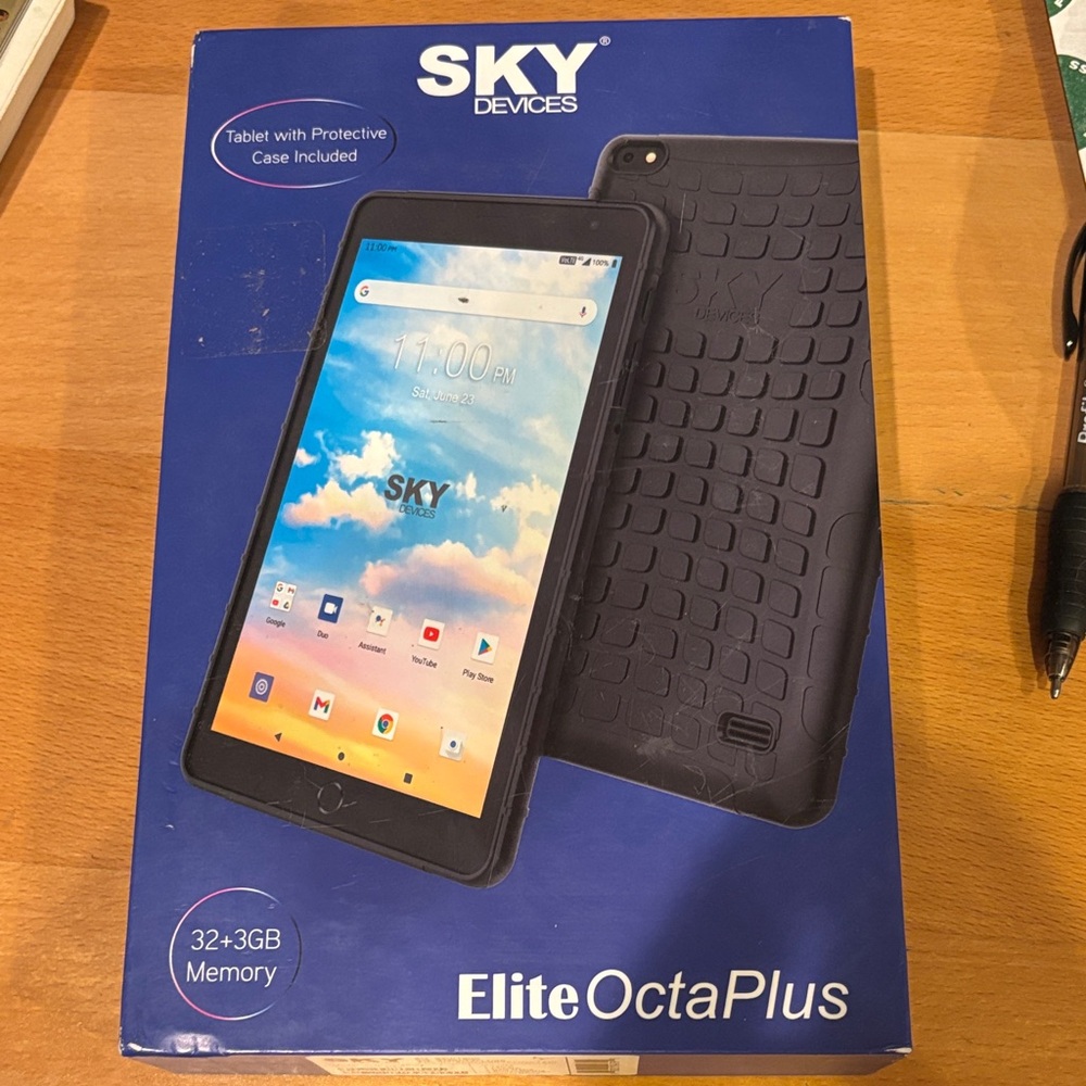 Sky Devices Elite OctaPlus Tablet with Black Case